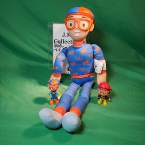Blippi Nighttime Talking 15-inch Plush Doll with Figurines